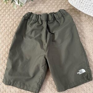 The North Face Boys Olive Green Athletic Shorts – Size 14/16